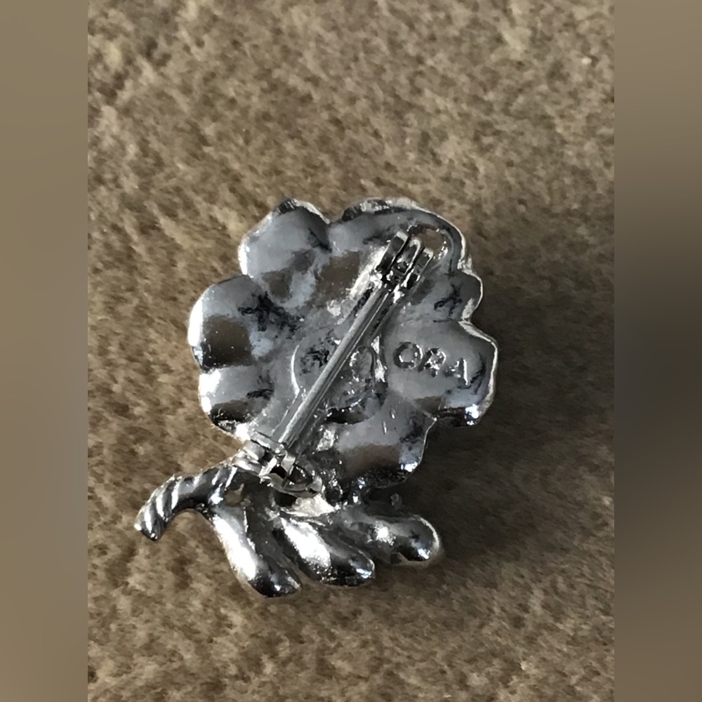 Vintage ORA Brooch - Picture 2 of 2